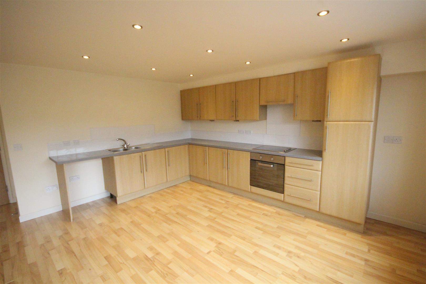 2 bedroom apartment SSTC in Colne - IMG_3439.jpg